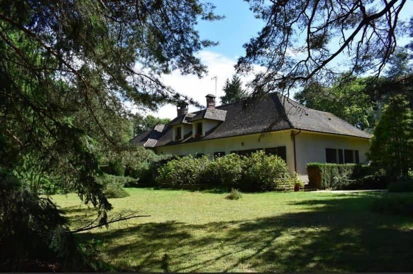 Bed and Breakfast Les Genebruyeres - L'Histoire D'Un Reve Aubigny-sur-Nère Exteriér fotografie